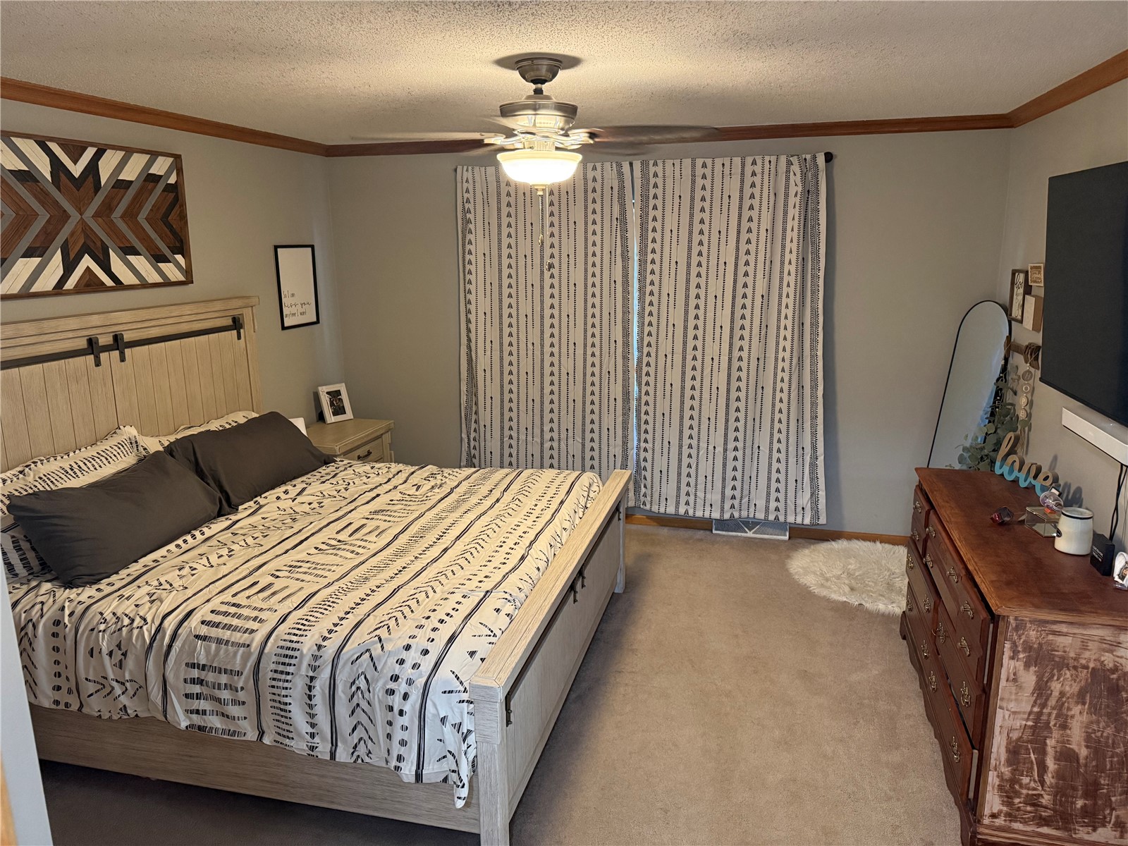 221 Orchard Street SW Swisher IA 52338
