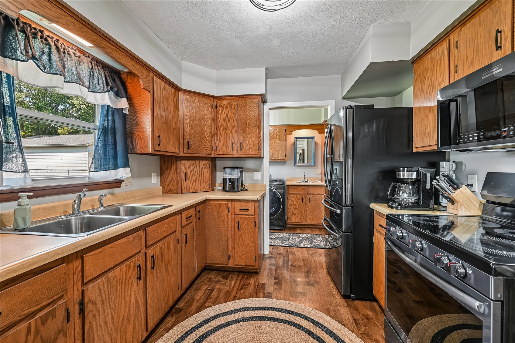 105 2nd Avenue Keystone IA 52249