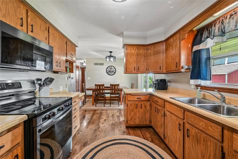 105 2nd Avenue Keystone IA 52249