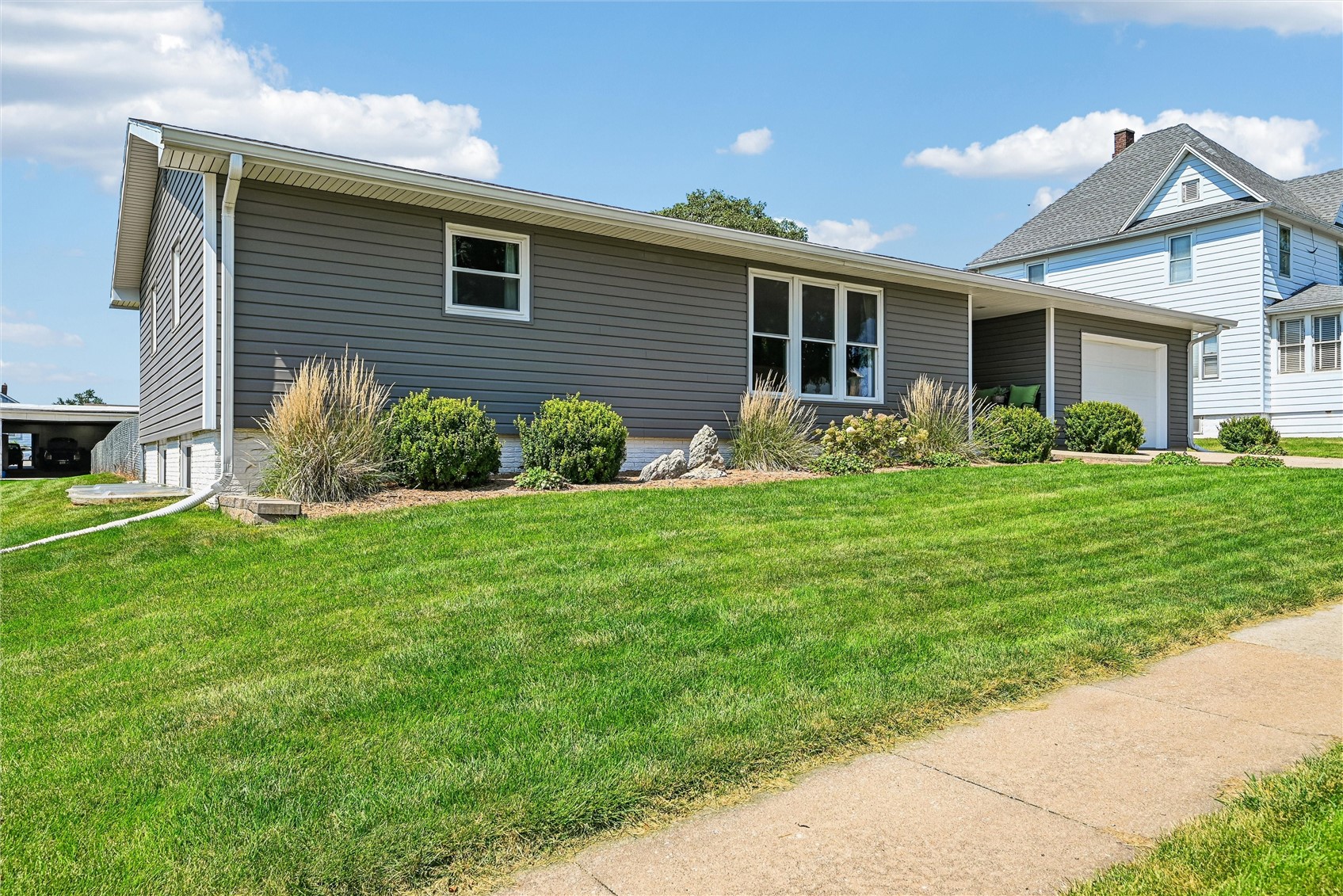 105 2nd Avenue Keystone IA 52249