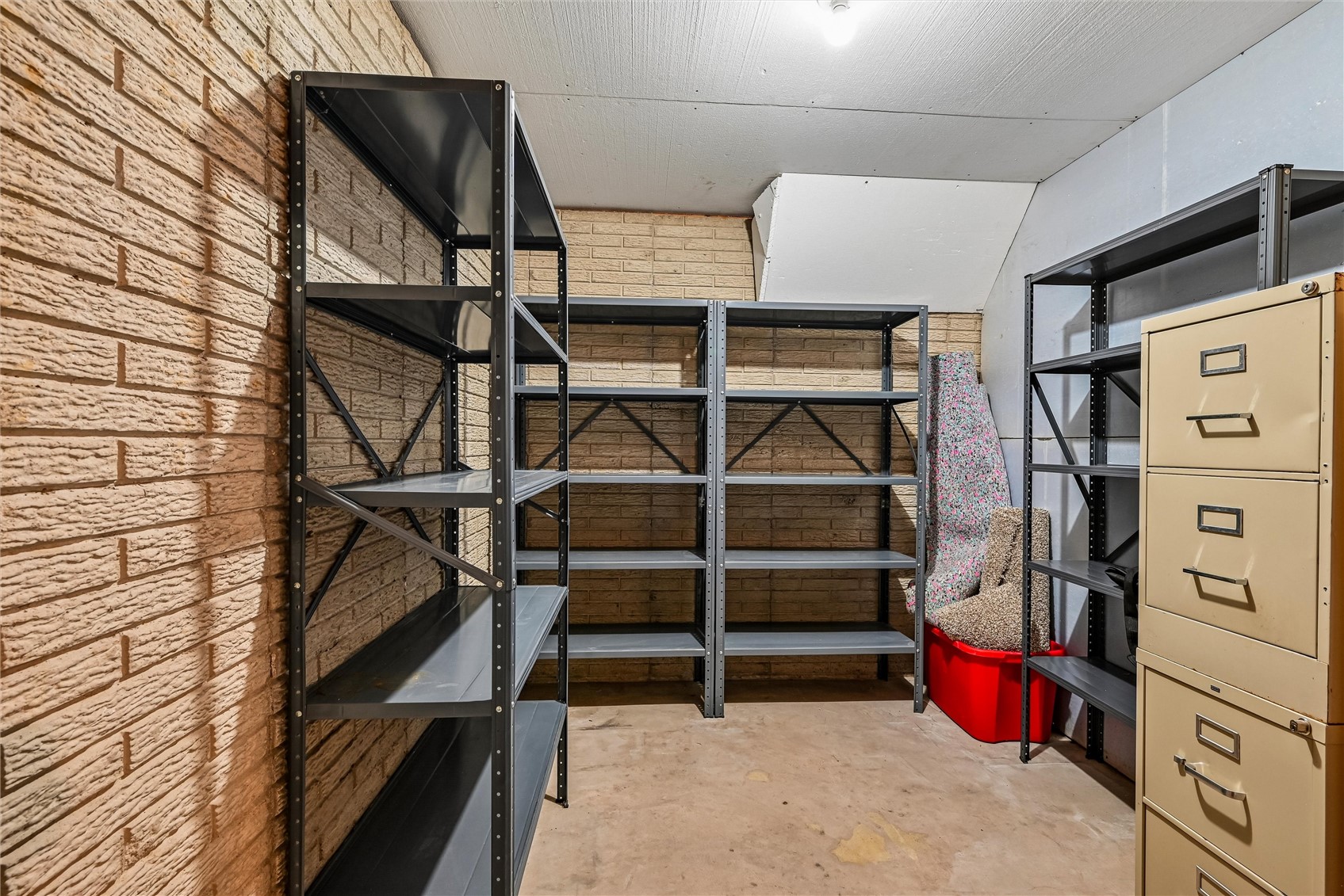 105 2nd Avenue Keystone IA 52249