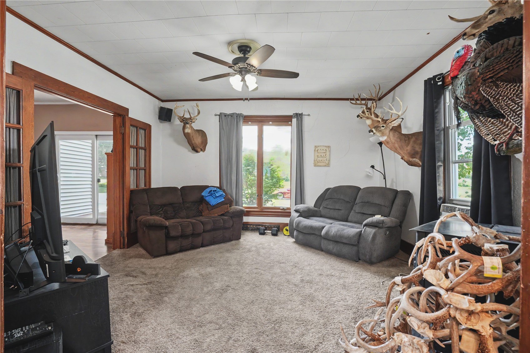 106 3rd Avenue E Coggon IA 52218