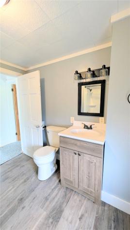 17765 E Main Street IA 52252
