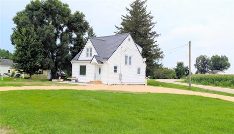 17765 E Main Street IA 52252