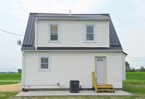 17765 E Main Street IA 52252