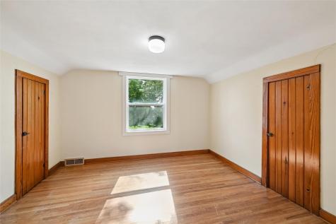 6719 25th Avenue Van Horne IA 52346