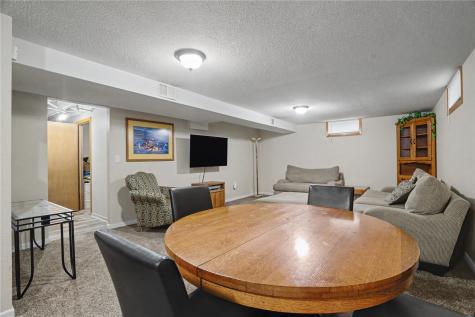 1295 33rd Street NE Cedar Rapids IA 52402