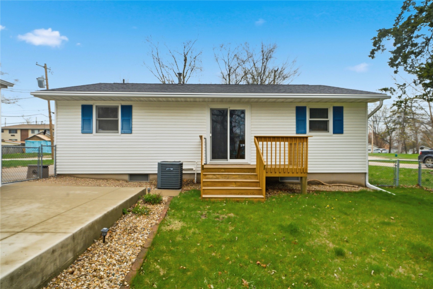 1295 33rd Street NE Cedar Rapids IA 52402