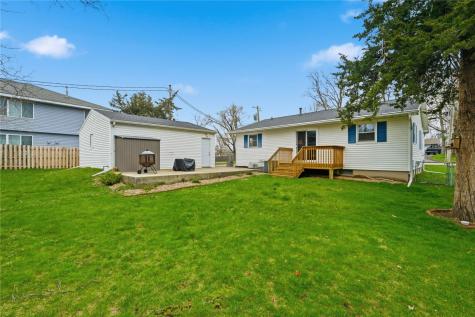 1295 33rd Street NE Cedar Rapids IA 52402