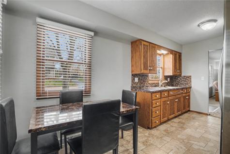 1295 33rd Street NE Cedar Rapids IA 52402