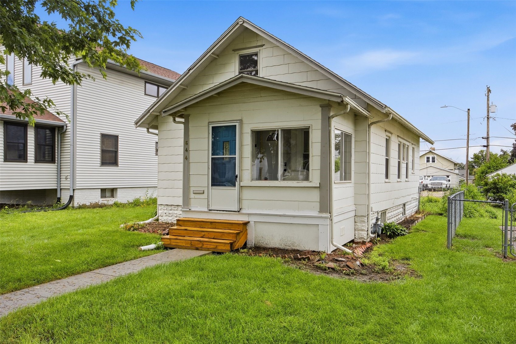 644 20th Avenue SW Cedar Rapids IA 52404