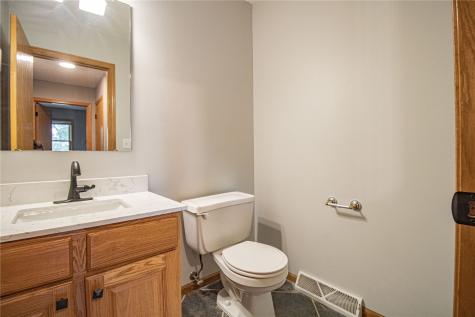 2050 Sky View Drive Marion IA 52302