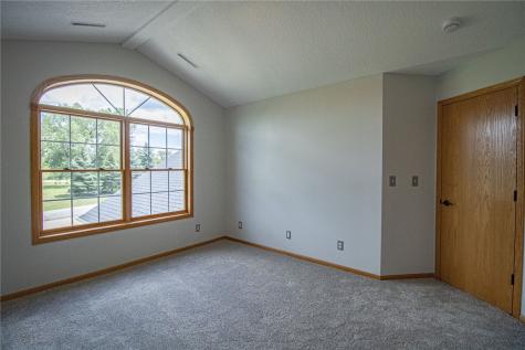 2050 Sky View Drive Marion IA 52302