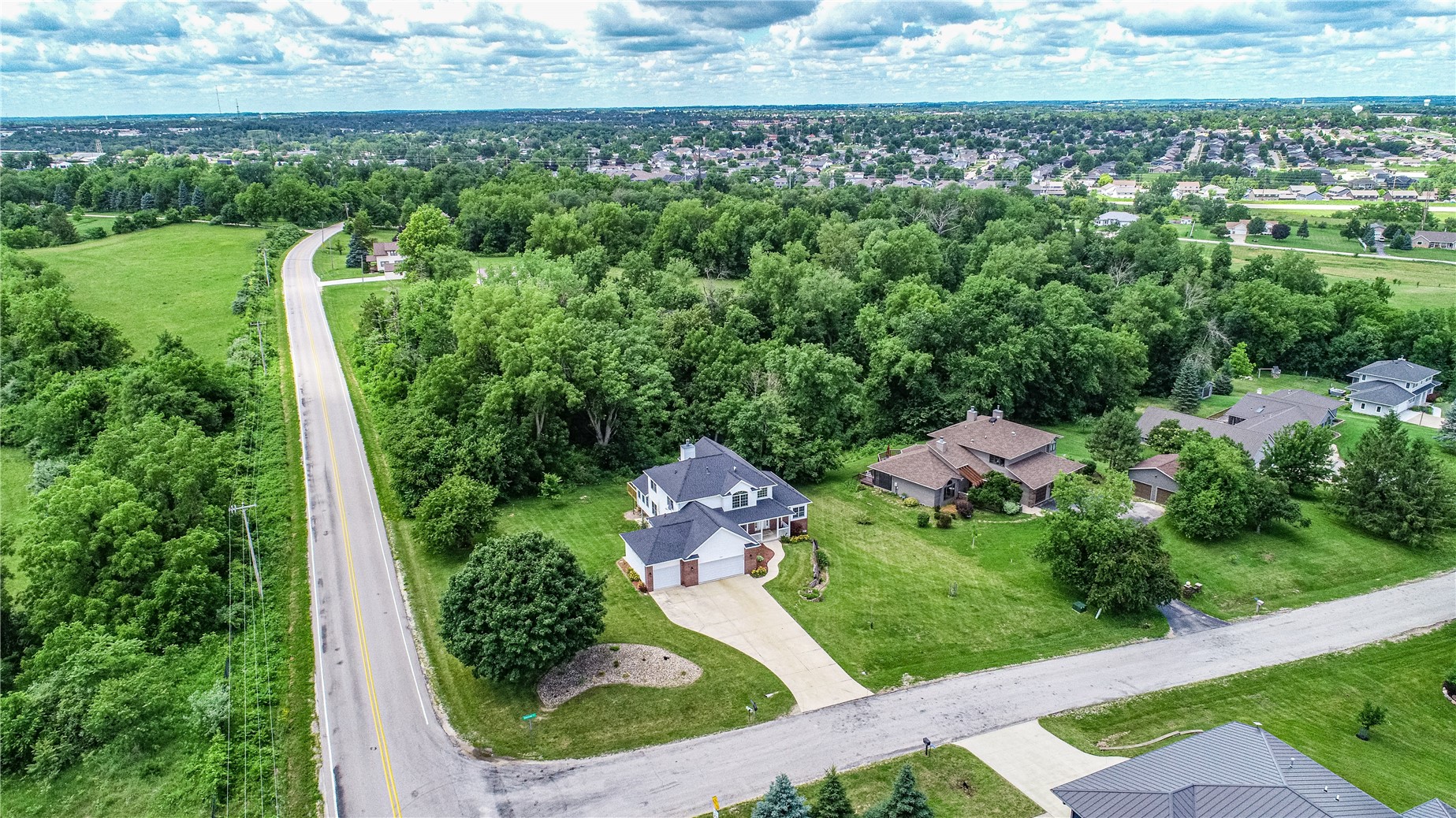 2050 Sky View Drive Marion IA 52302