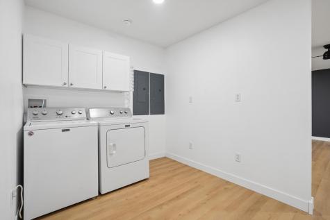 5710 32nd Avenue Center Point IA 52213