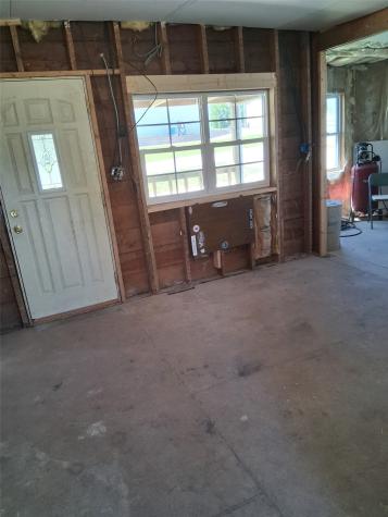 4 Wood Street Urbana IA 52345