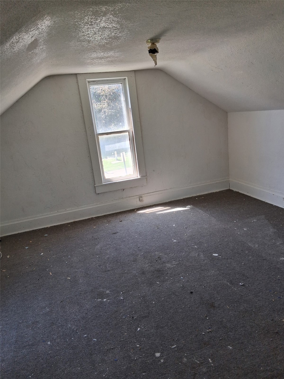 4 Wood Street Urbana IA 52345