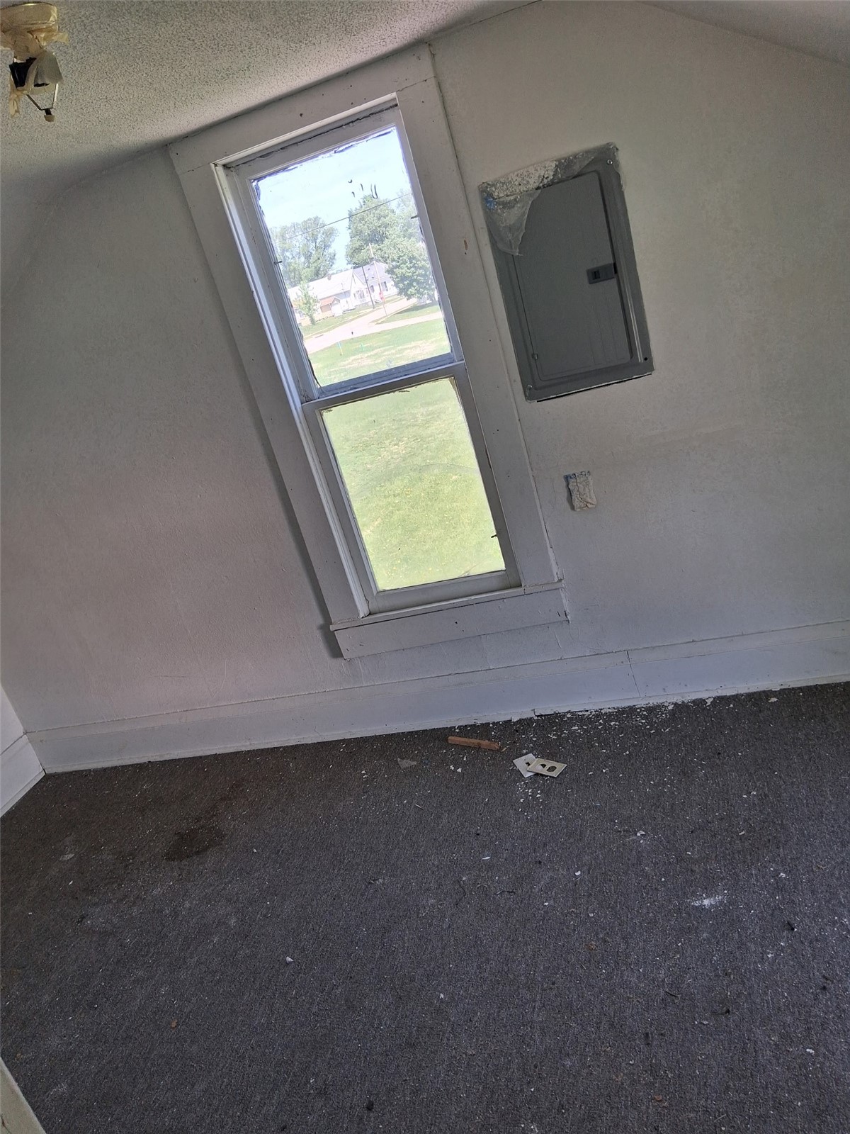 4 Wood Street Urbana IA 52345