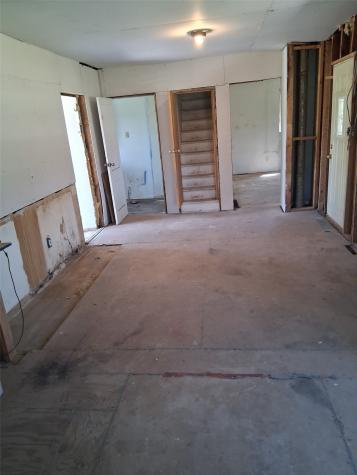 4 Wood Street Urbana IA 52345