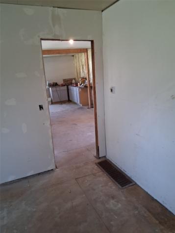 4 Wood Street Urbana IA 52345