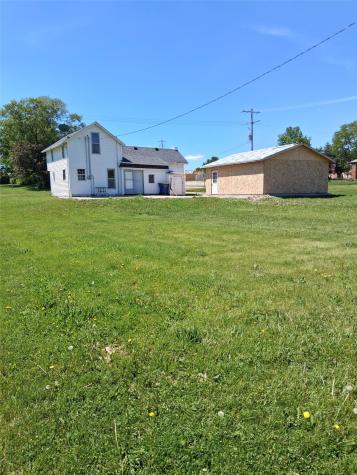 4 Wood Street Urbana IA 52345
