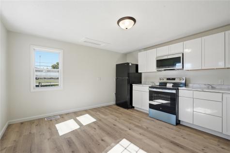 828 10th Street Cedar Rapids IA 52406
