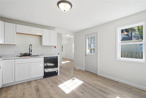 828 10th Street Cedar Rapids IA 52406