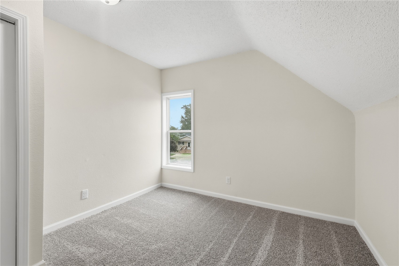 828 10th Street Cedar Rapids IA 52406