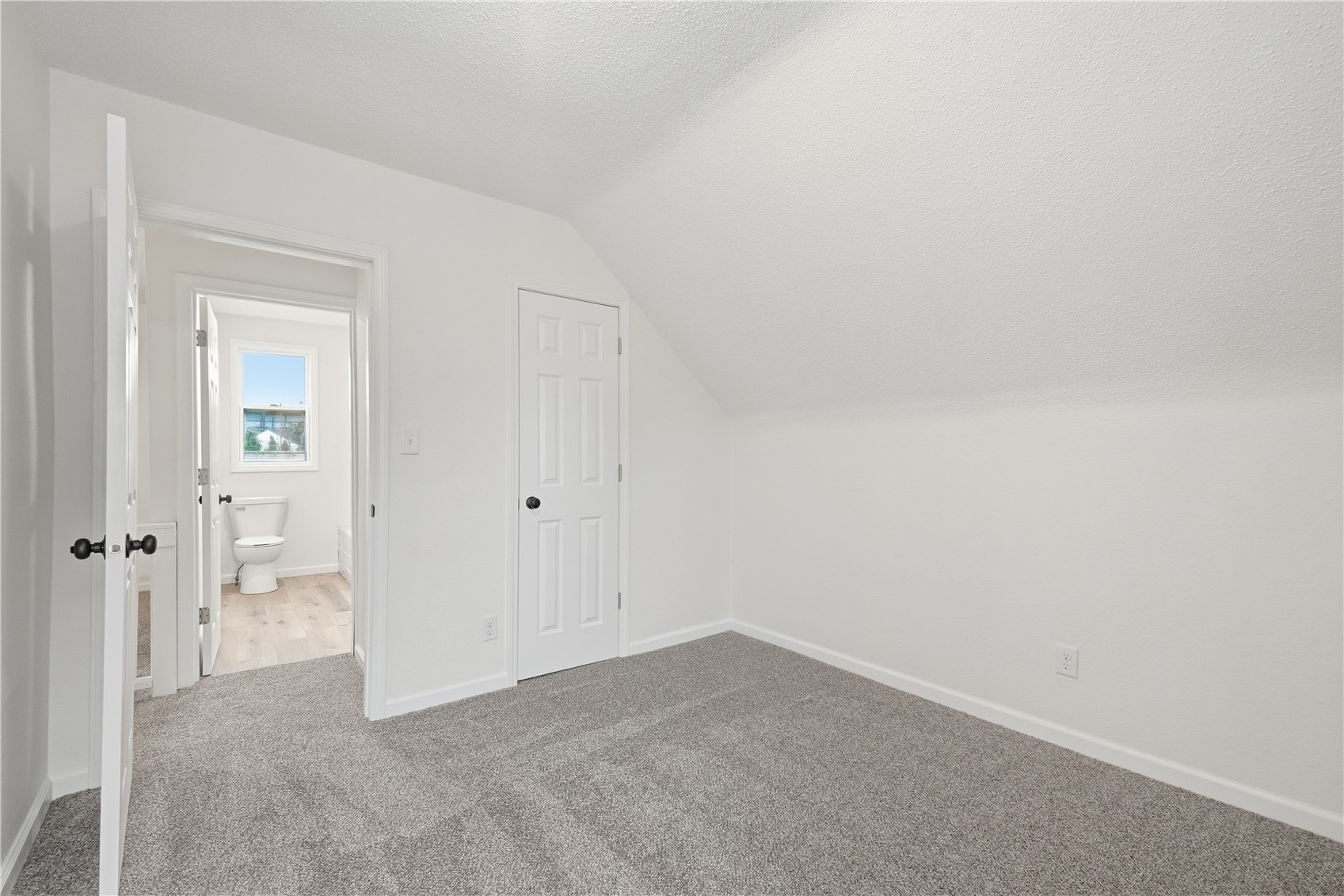 828 10th Street Cedar Rapids IA 52406