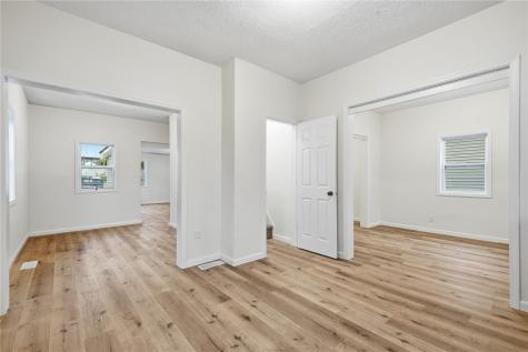 828 10th Street Cedar Rapids IA 52406
