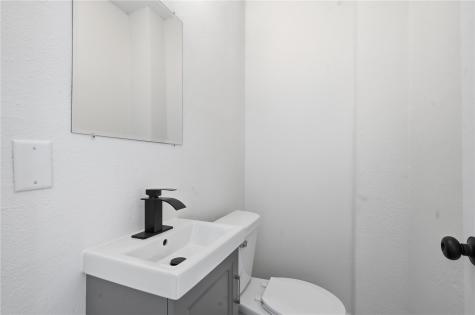 828 10th Street Cedar Rapids IA 52406