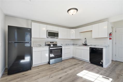 828 10th Street Cedar Rapids IA 52406