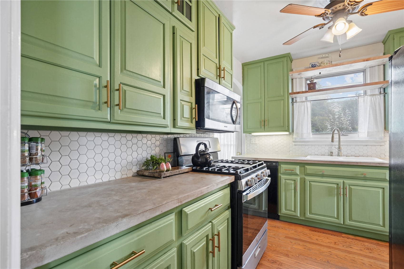 391 Memorial Drive SE Cedar Rapids IA 52403