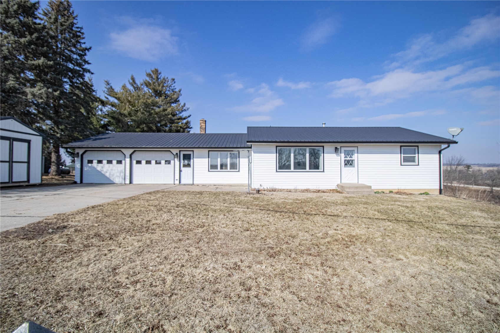 19576 Lake View Road Anamosa IA 52205