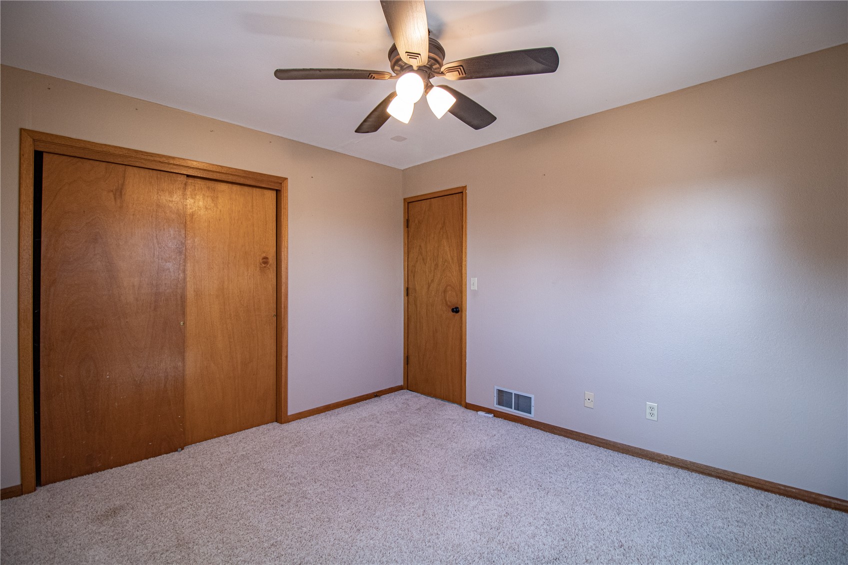 19576 Lake View Road Anamosa IA 52205