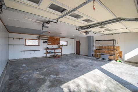 19576 Lake View Road Anamosa IA 52205