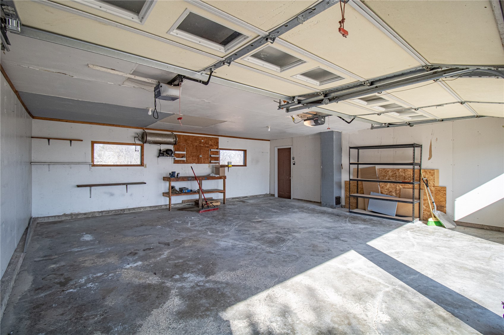 19576 Lake View Road Anamosa IA 52205