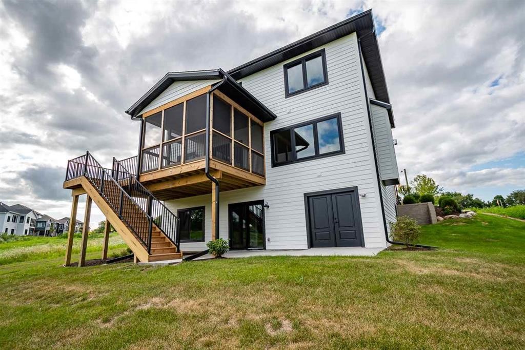 3061 Ridgeview Circle Coralville IA 52241