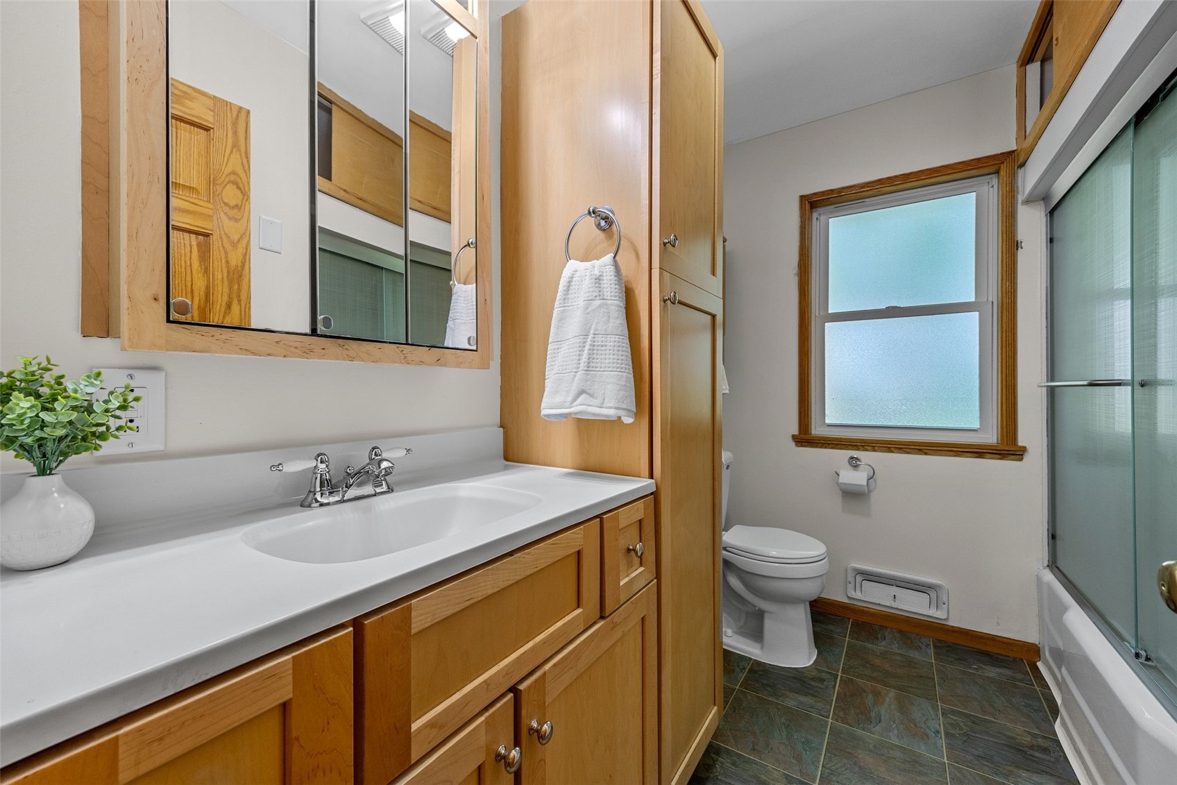 1416 Norwood Drive SE Cedar Rapids IA 52403