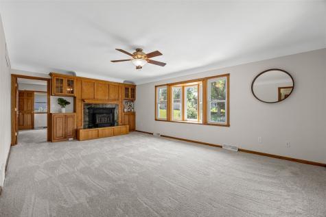 1416 Norwood Drive SE Cedar Rapids IA 52403
