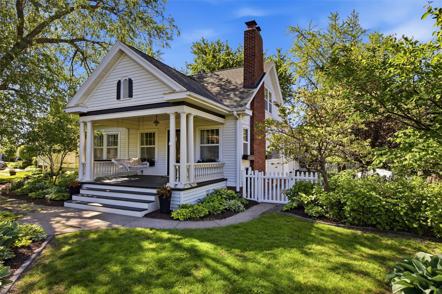 203 25th St Drive SE Cedar Rapids IA 52403