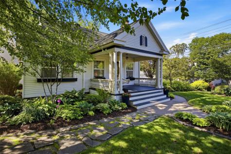 203 25th St Drive SE Cedar Rapids IA 52403