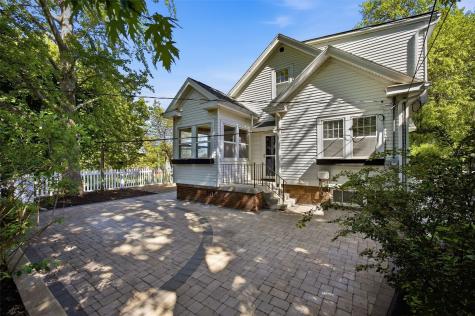 203 25th St Drive SE Cedar Rapids IA 52403