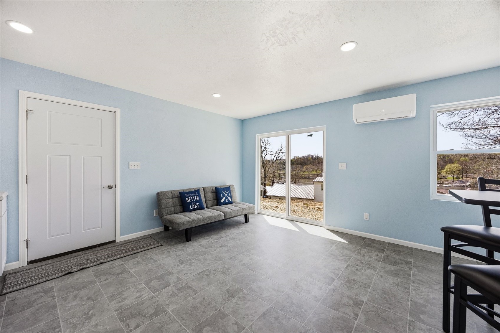 21686 257th Street Delhi IA 52223