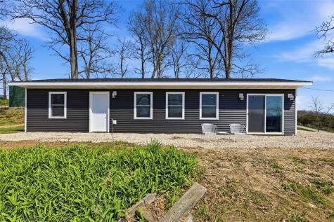 21686 257th Street Delhi IA 52223