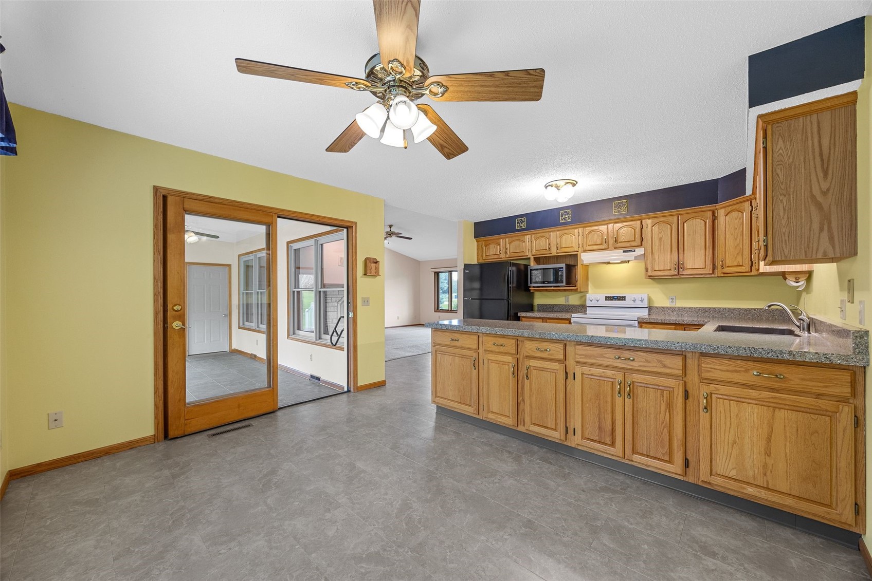 9189 Deer Ridge Drive Cedar Rapids IA 52411