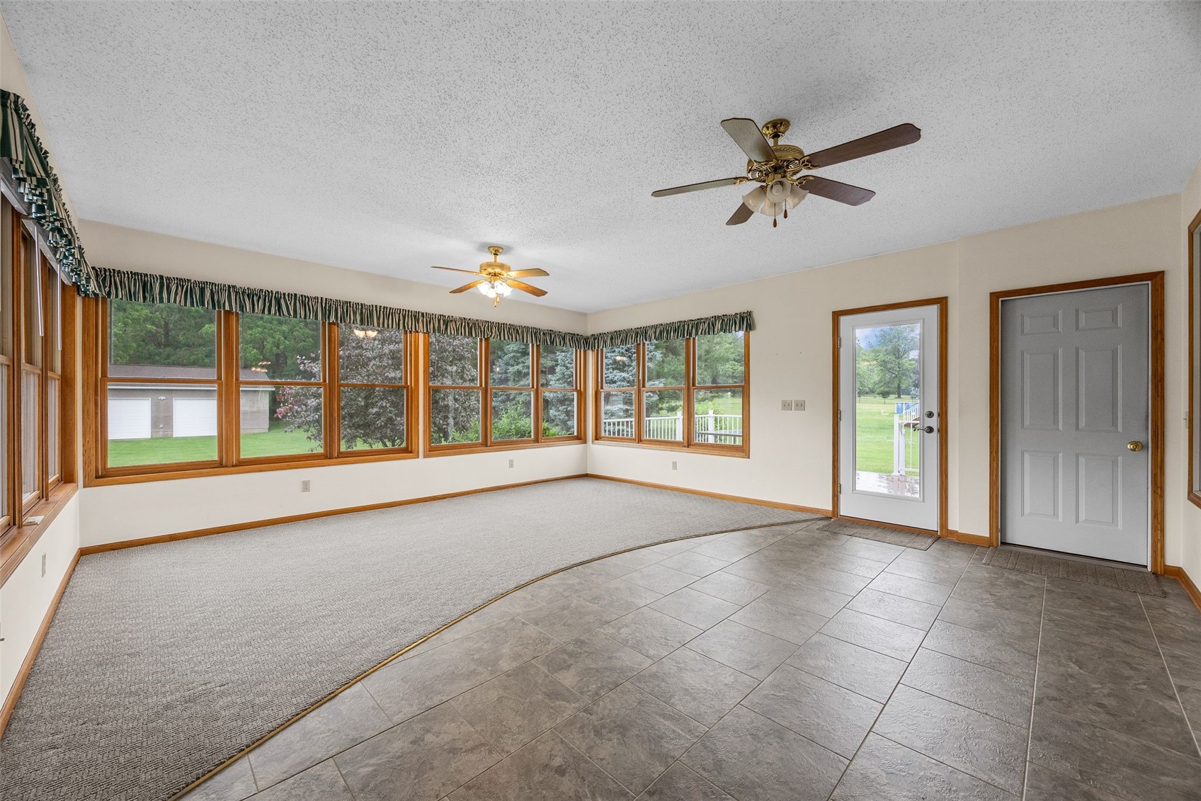 9189 Deer Ridge Drive Cedar Rapids IA 52411