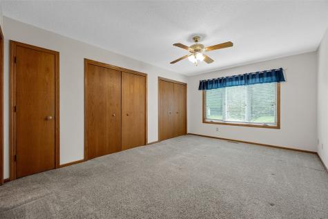 9189 Deer Ridge Drive Cedar Rapids IA 52411