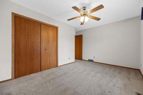 9189 Deer Ridge Drive Cedar Rapids IA 52411