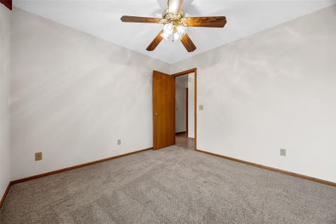 9189 Deer Ridge Drive Cedar Rapids IA 52411